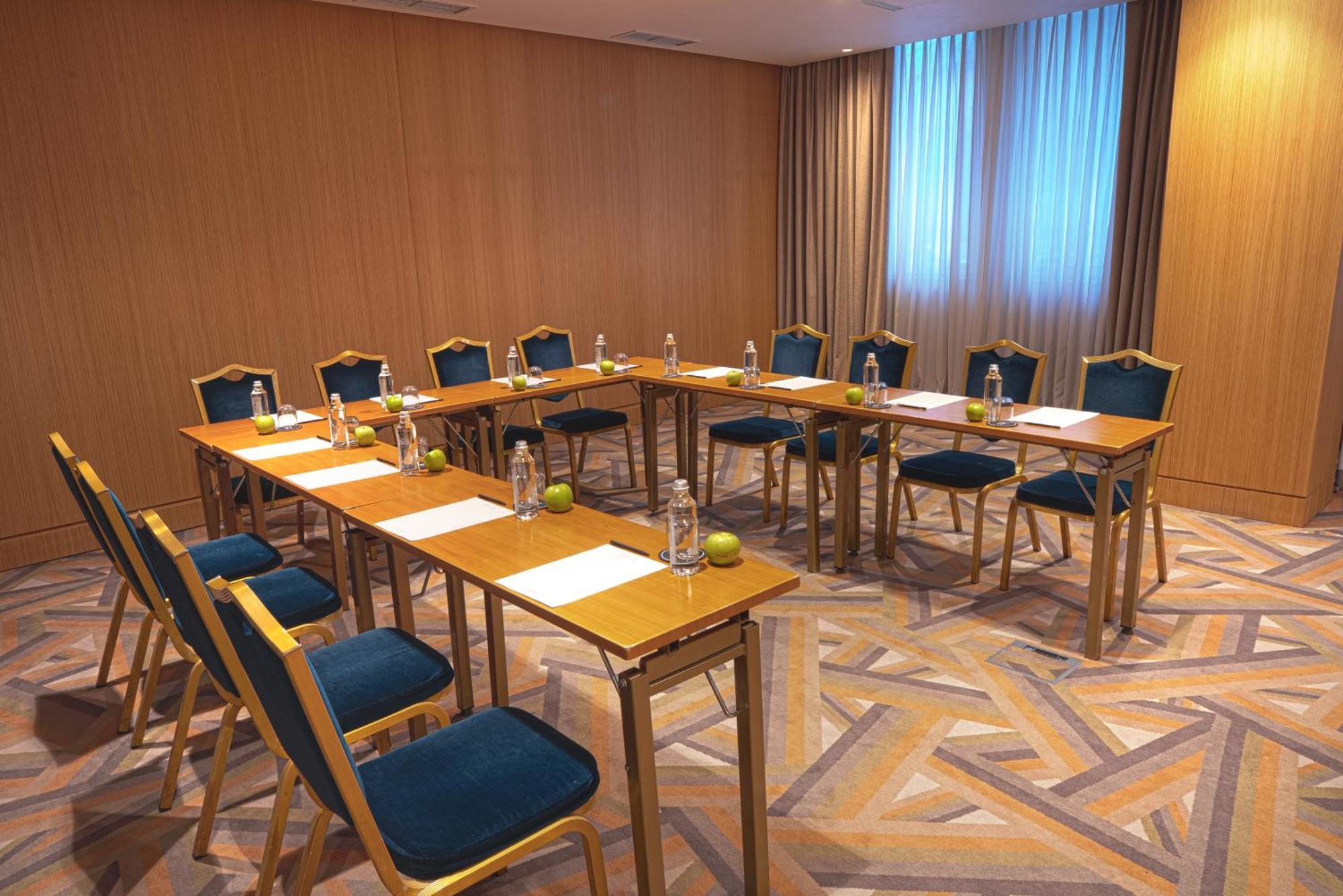 Maison Sofia - Mgallery Exteriör bild Meeting room