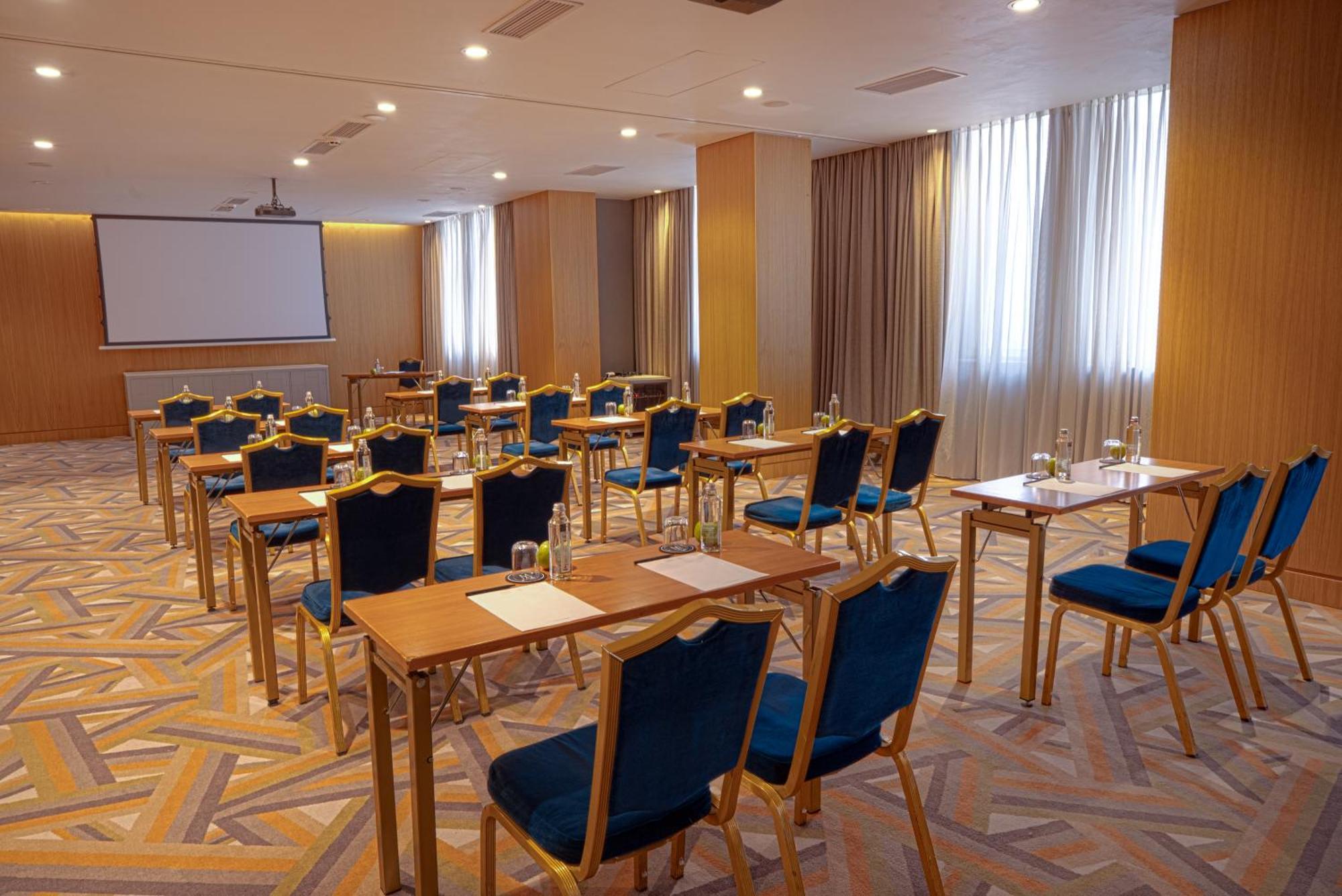 Maison Sofia - Mgallery Exteriör bild Meeting room